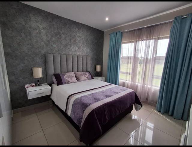 2 BEDROOM APARTMENT FOR SALE IN UMHLANGA RIDGE